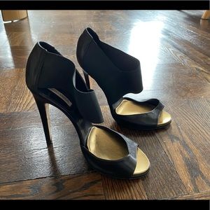 Diane von Furstenberg heels size 7